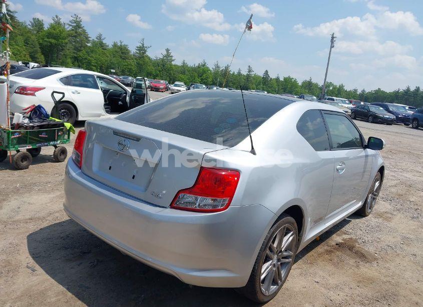 Photo 4 of 2011 Scion Tc N/A (VIN JTKJF5C74B3012803)
