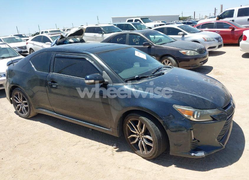 Photo 13 of 2015 Scion Tc N/A (VIN JTKJF5C74FJ003875)