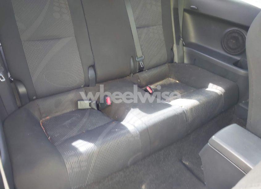 Photo 8 of 2011 Scion Tc N/A (VIN JTKJF5C75B3004726)