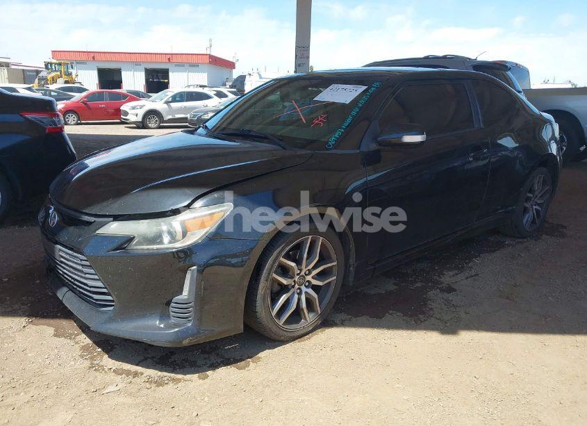 Photo 2 of 2014 Scion Tc N/A (VIN JTKJF5C75E3069757)