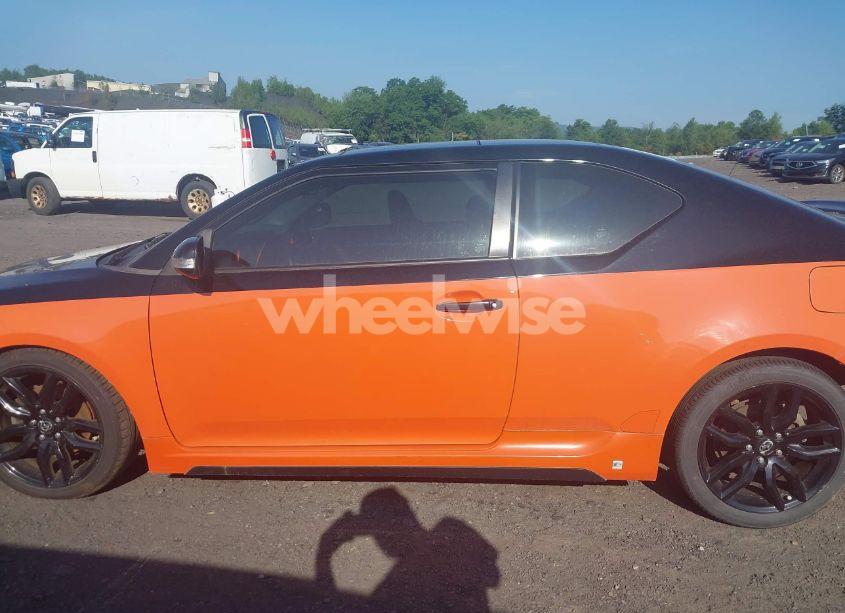 Photo 14 of 2015 Scion Tc RELEASE SERIES 9.0 (VIN JTKJF5C75FJ005795)