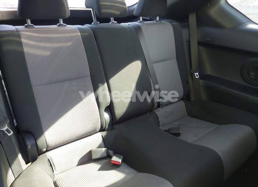 Photo 8 of 2014 Scion Tc N/A (VIN JTKJF5C76E3075406)