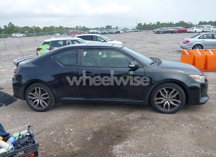 Photo 13 of 2014 Scion Tc N/A (VIN JTKJF5C76E3078256)
