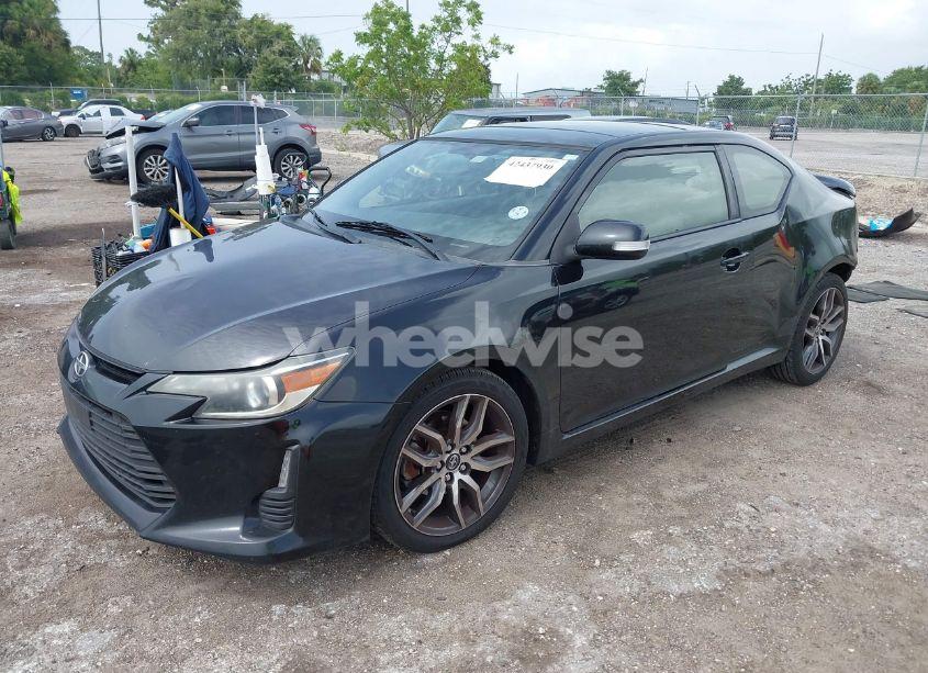 Photo 2 of 2014 Scion Tc N/A (VIN JTKJF5C76E3078256)