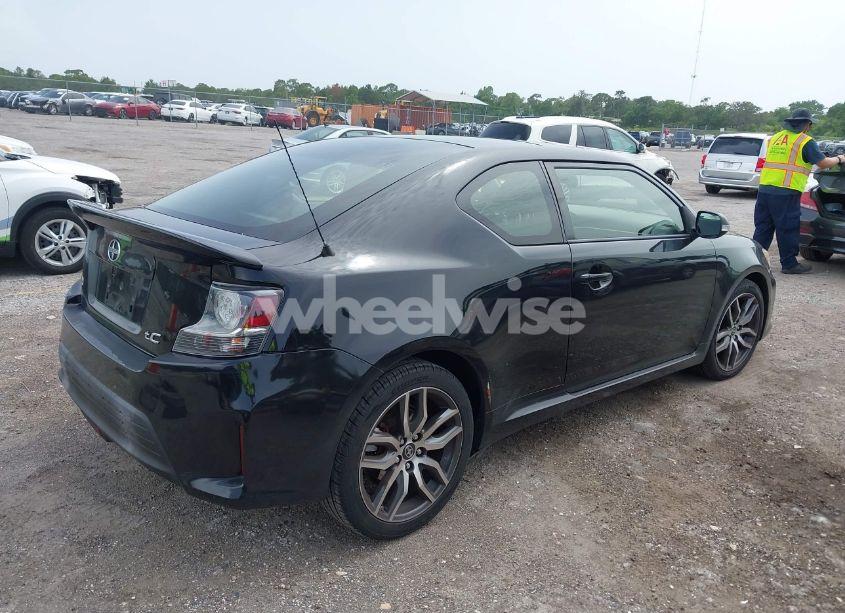 Photo 4 of 2014 Scion Tc N/A (VIN JTKJF5C76E3078256)