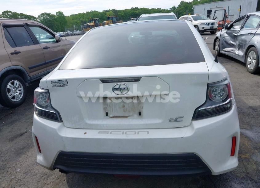Photo 16 of 2014 Scion Tc N/A (VIN JTKJF5C77E3082073)