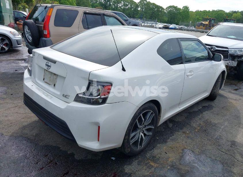 Photo 4 of 2014 Scion Tc N/A (VIN JTKJF5C77E3082073)