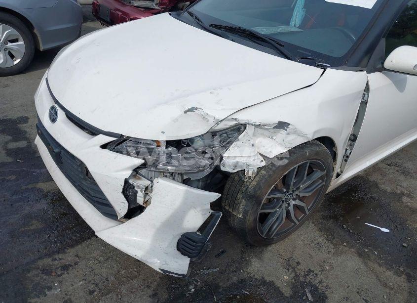 Photo 6 of 2014 Scion Tc N/A (VIN JTKJF5C77E3082073)