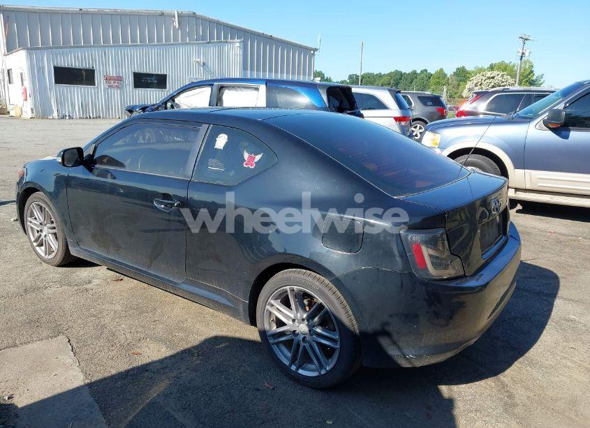 Photo 3 of 2011 Scion Tc N/A (VIN JTKJF5C78B3006728)
