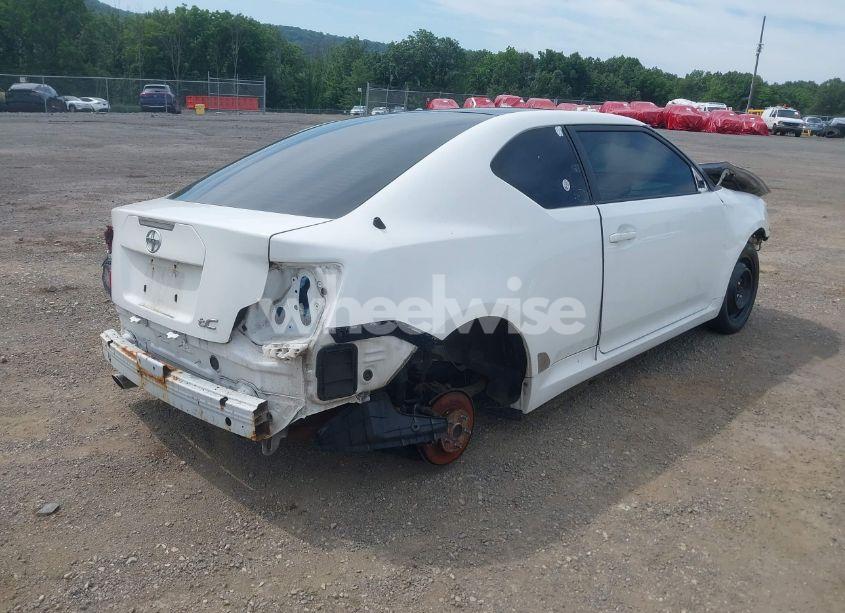 Photo 4 of 2011 Scion Tc N/A (VIN JTKJF5C78B3014750)