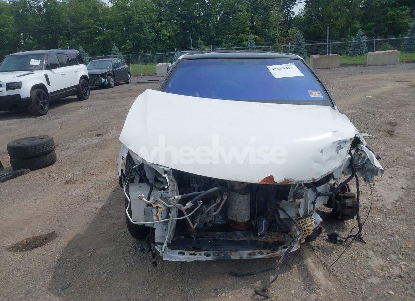 Photo 6 of 2011 Scion Tc N/A (VIN JTKJF5C78B3014750)