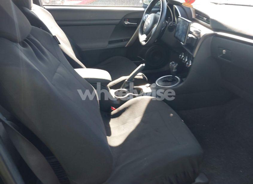 Photo 5 of 2016 Scion Tc N/A (VIN JTKJF5C79GJ018065)