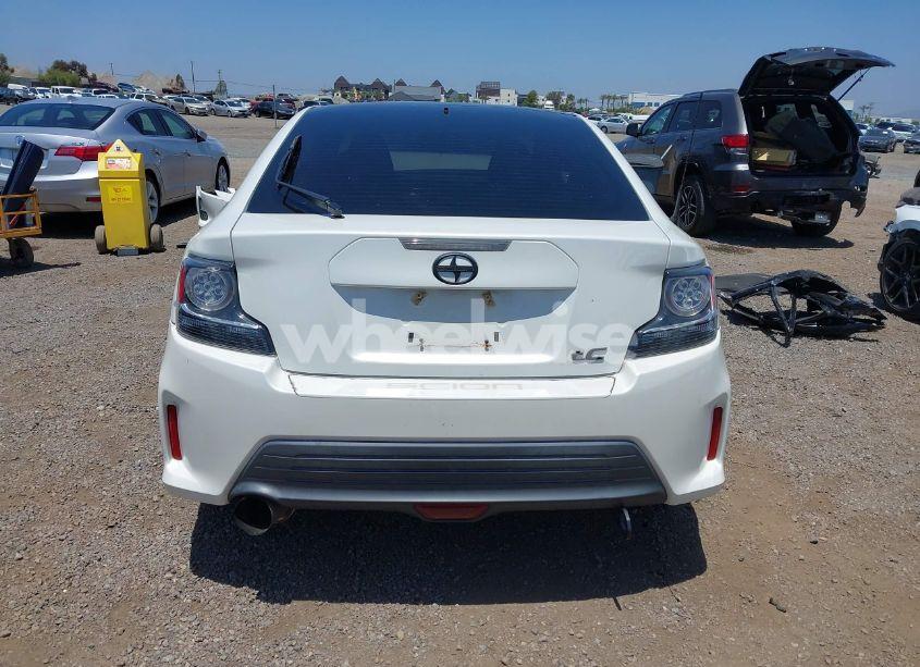 Photo 17 of 2016 Scion Tc N/A (VIN JTKJF5C79GJ020270)