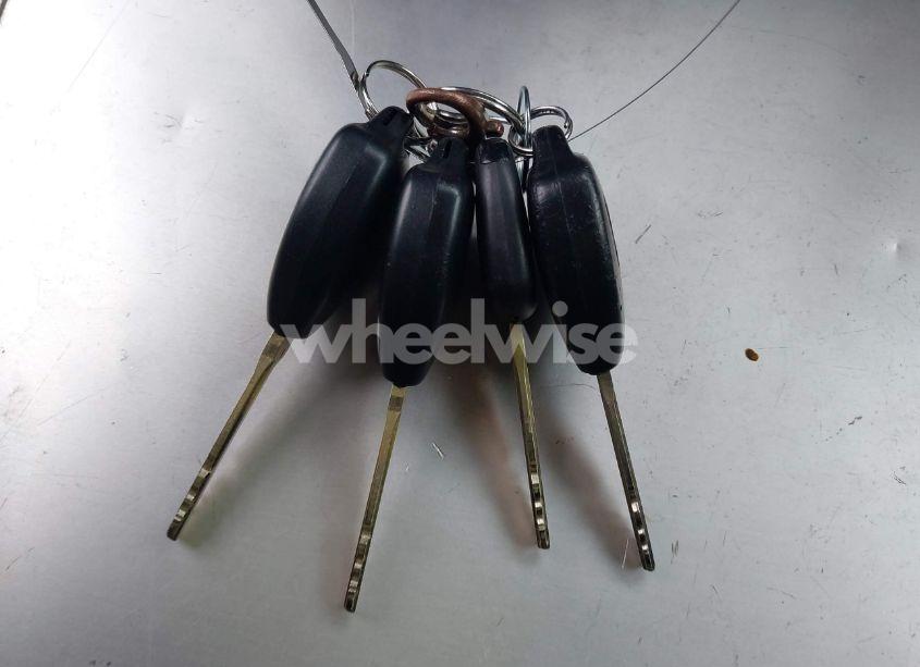 Photo 11 of 2008 Scion Xd (VIN JTKKU10428J031951)