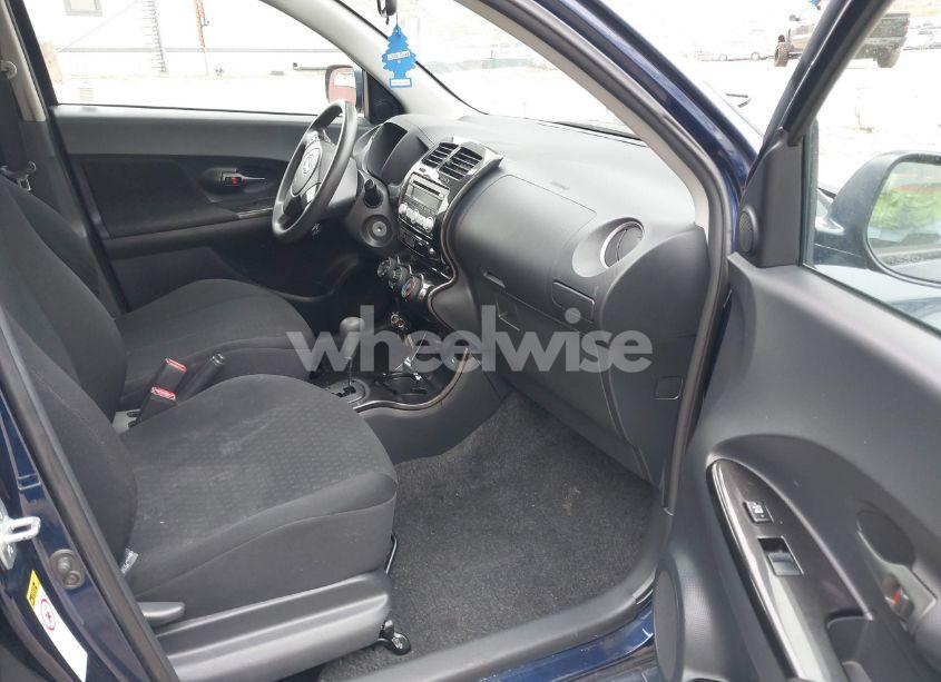 Photo 5 of 2008 Scion Xd (VIN JTKKU10428J031951)