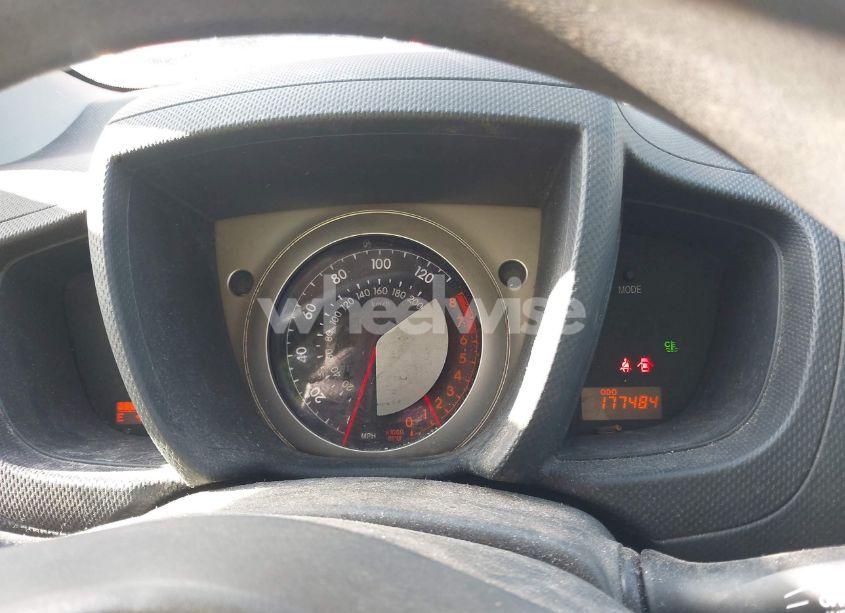 Photo 7 of 2008 Scion Xd (VIN JTKKU104X8J020857)