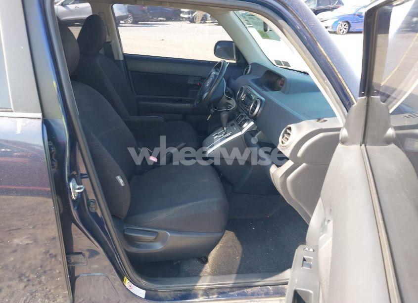 Photo 5 of 2008 Scion Xb N/A (VIN JTLKE50E081033853)