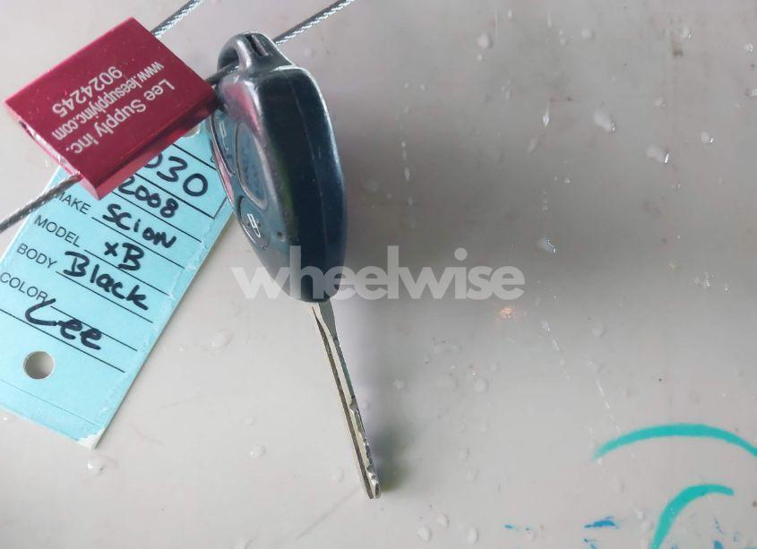 Photo 11 of 2008 Scion Xb N/A (VIN JTLKE50E081042987)