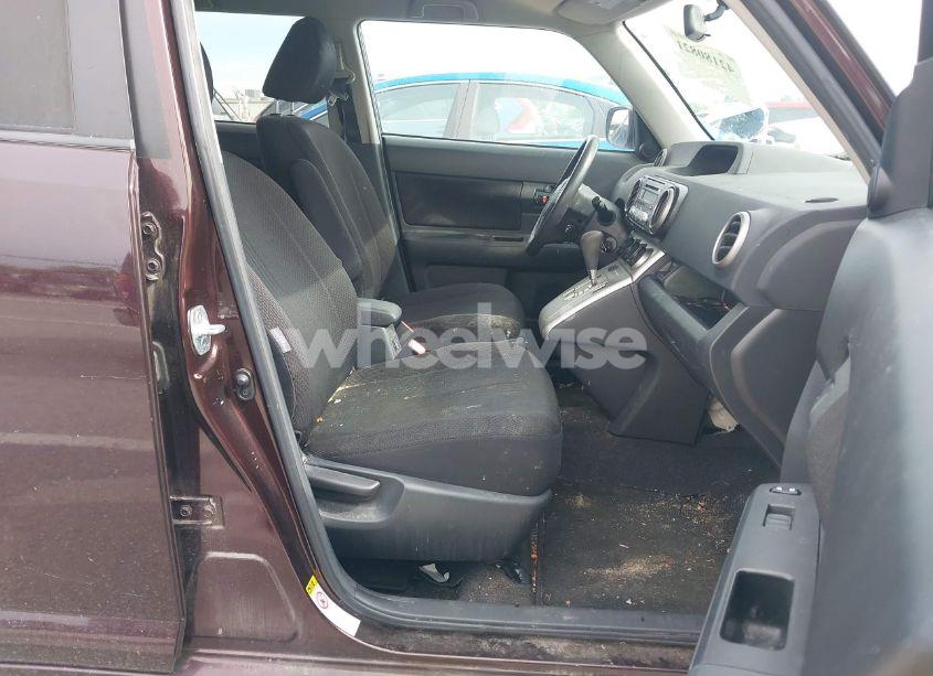 Photo 5 of 2008 Scion Xb N/A (VIN JTLKE50E181004846)