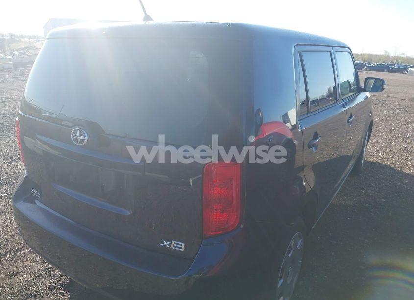 Photo 4 of 2008 Scion Xb N/A (VIN JTLKE50E681011291)