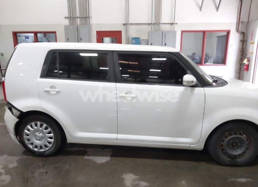 Photo 14 of 2008 Scion Xb N/A (VIN JTLKE50E681015406)