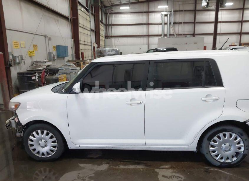 Photo 15 of 2008 Scion Xb N/A (VIN JTLKE50E681015406)