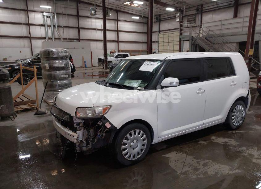 Photo 2 of 2008 Scion Xb N/A (VIN JTLKE50E681015406)