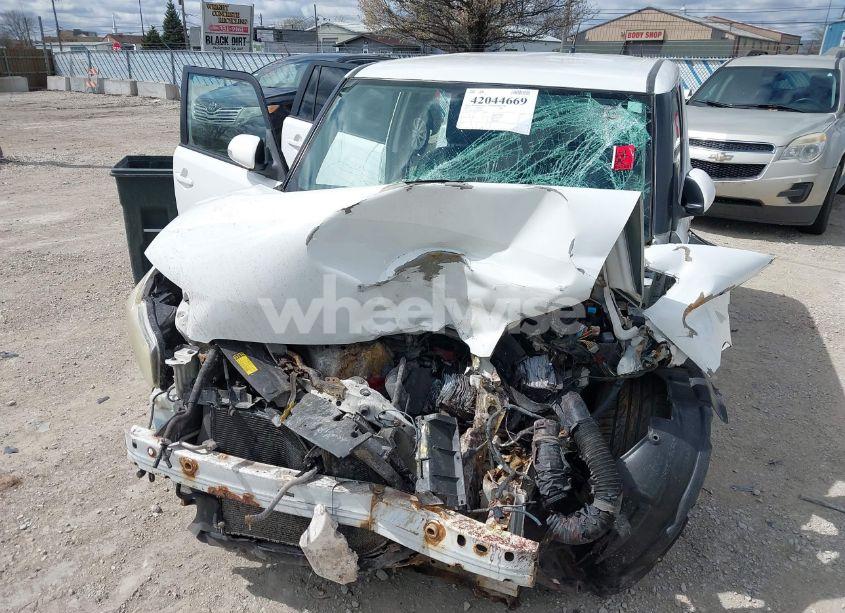 Photo 6 of 2009 Scion Xb N/A (VIN JTLKE50E691085814)