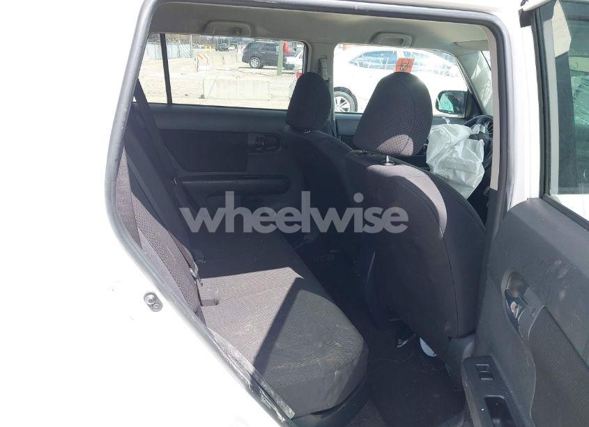 Photo 8 of 2009 Scion Xb N/A (VIN JTLKE50E691085814)