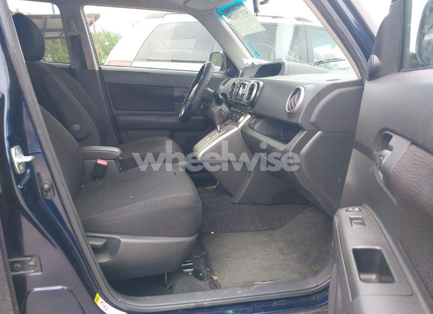 Photo 5 of 2008 Scion Xb N/A (VIN JTLKE50E781014524)