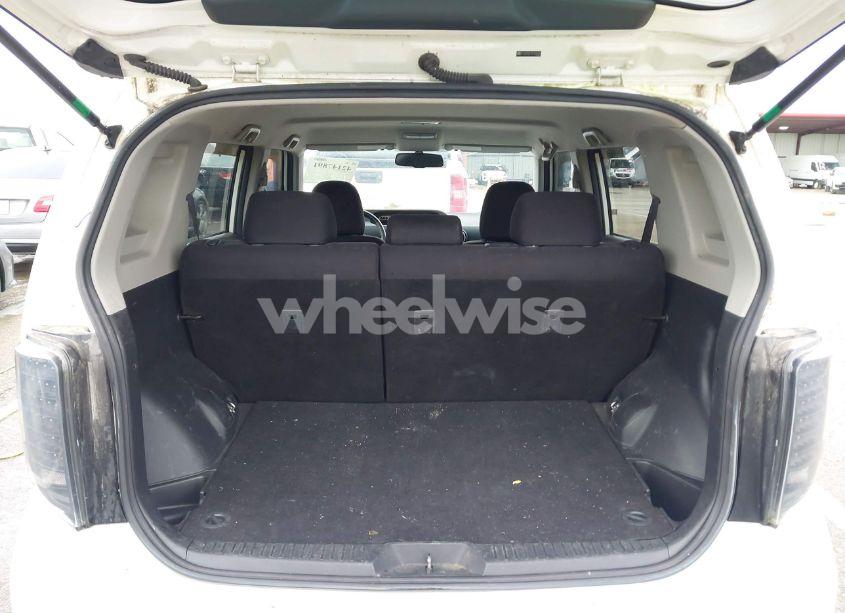 Photo 12 of 2008 Scion Xb N/A (VIN JTLKE50E781033090)