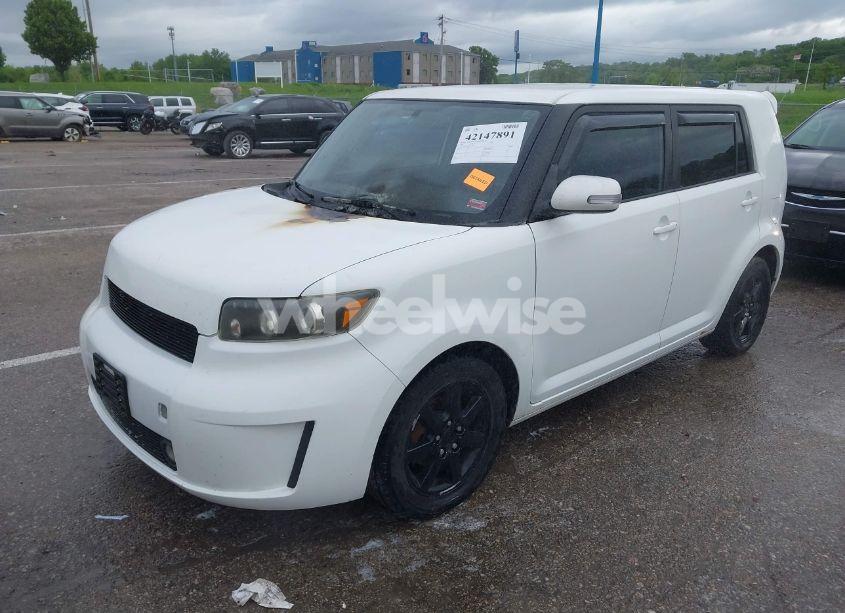 Photo 2 of 2008 Scion Xb N/A (VIN JTLKE50E781033090)