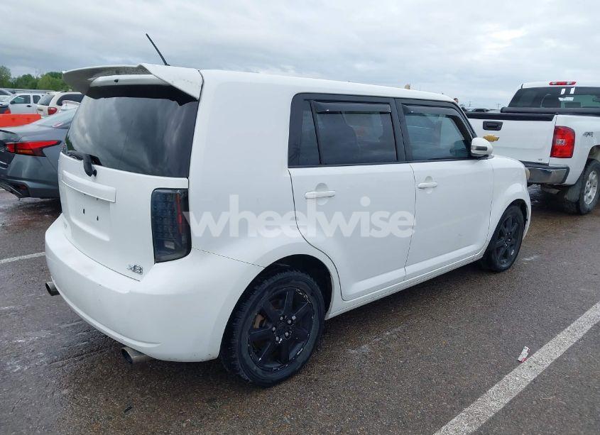 Photo 4 of 2008 Scion Xb N/A (VIN JTLKE50E781033090)