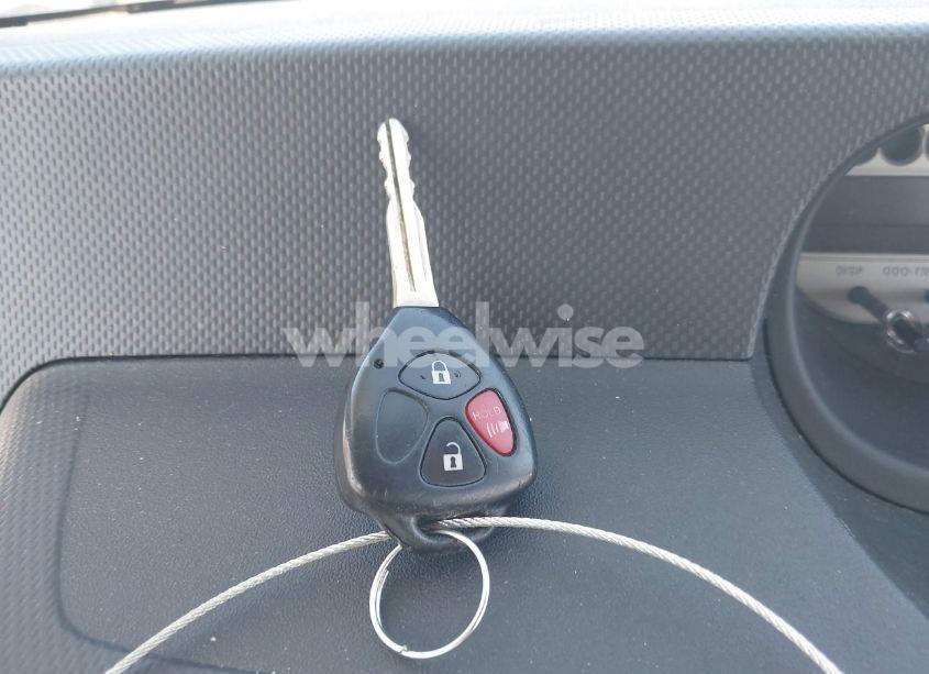 Photo 11 of 2008 Scion Xb N/A (VIN JTLKE50EX81018924)