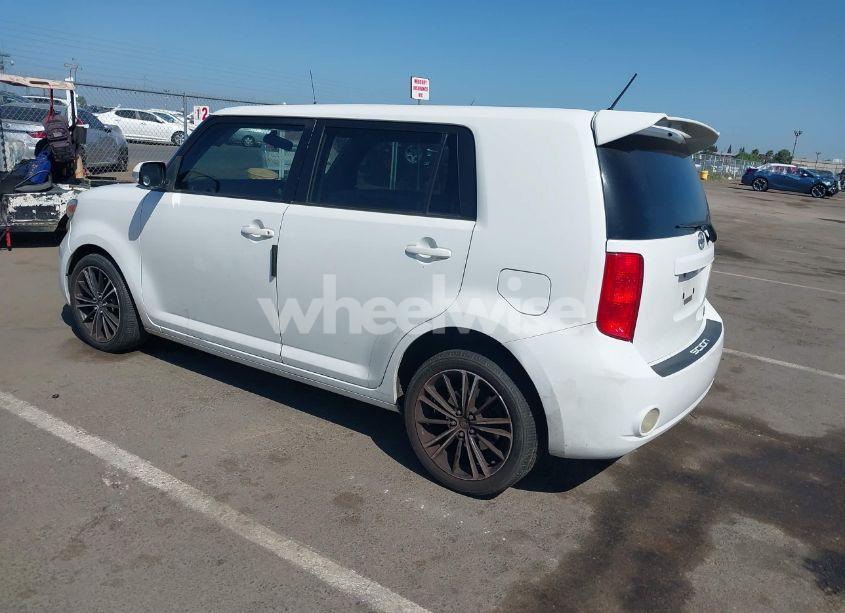 Photo 3 of 2008 Scion Xb N/A (VIN JTLKE50EX81018924)