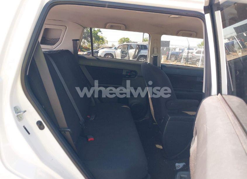 Photo 8 of 2008 Scion Xb N/A (VIN JTLKE50EX81018924)