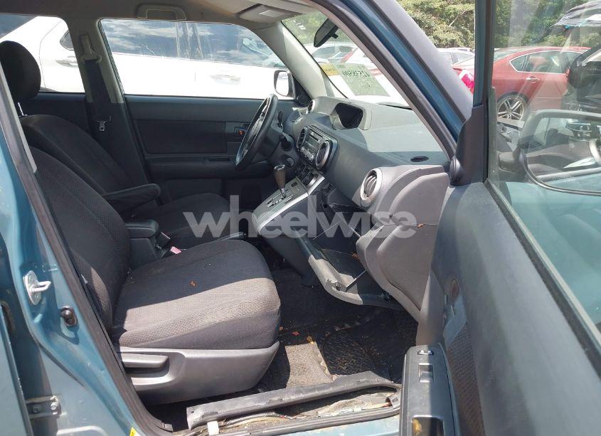 Photo 5 of 2009 Scion Xb N/A (VIN JTLKE50EX91080177)