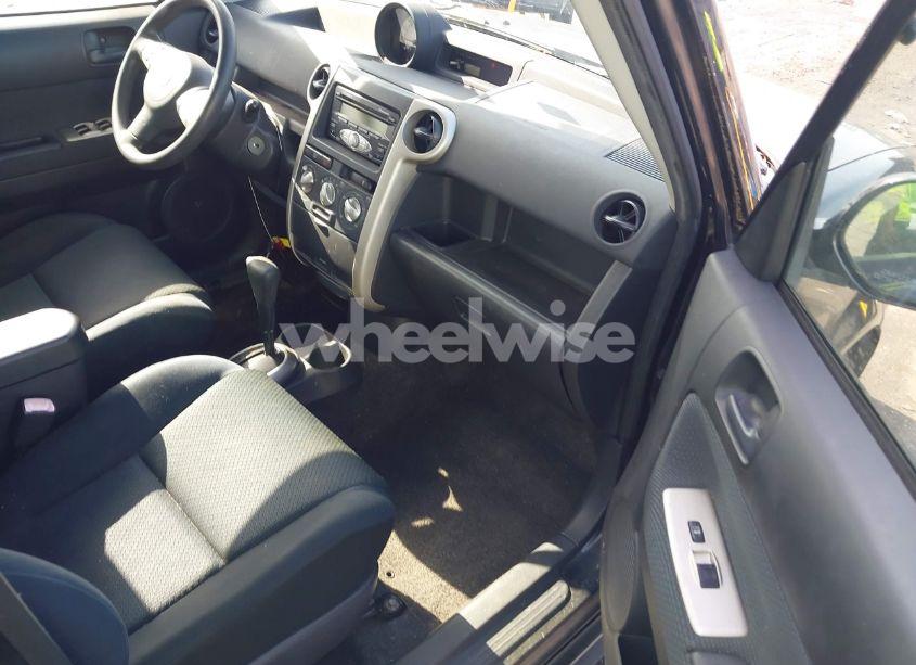 Photo 5 of 2006 Scion Xb N/A (VIN JTLKT324064097191)