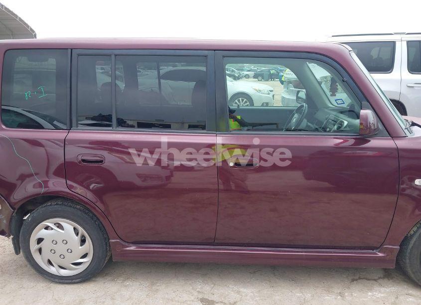 Photo 13 of 2005 Scion Xb N/A (VIN JTLKT324450219895)
