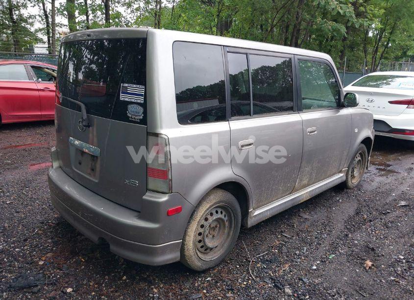 Photo 4 of 2005 Scion Xb N/A (VIN JTLKT324754012202)