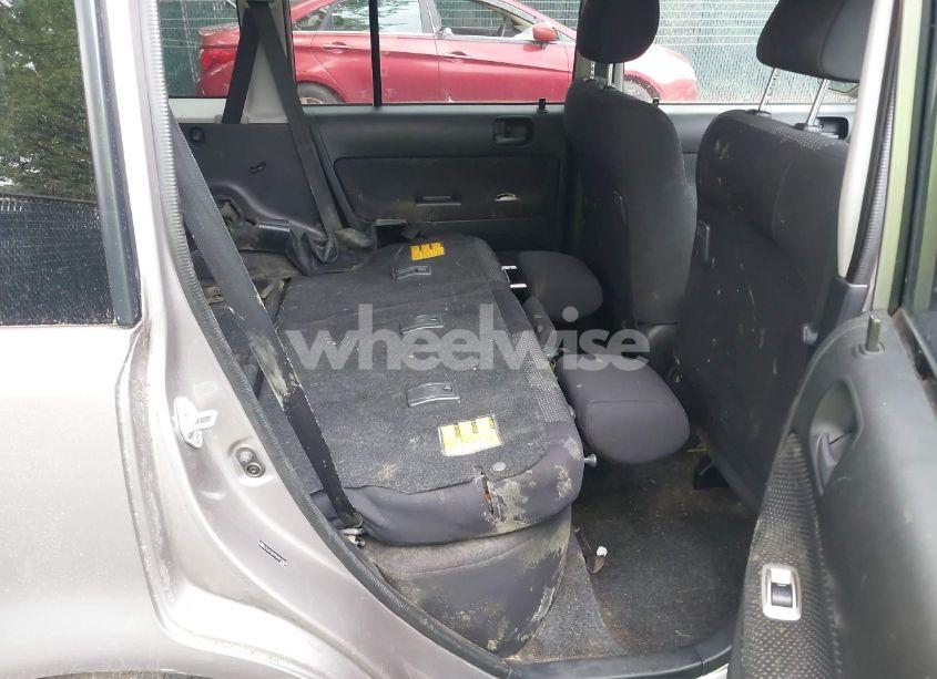 Photo 8 of 2005 Scion Xb N/A (VIN JTLKT324754012202)