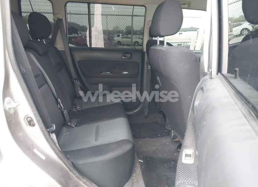 Photo 8 of 2005 Scion Xb N/A (VIN JTLKT324950174470)