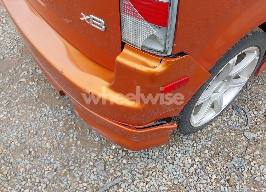 Photo 14 of 2004 Scion Xb N/A (VIN JTLKT324X40167008)