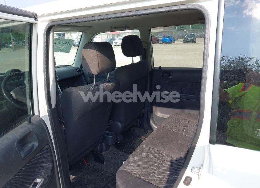 Photo 14 of 2006 Scion Xb N/A (VIN JTLKT334764053297)