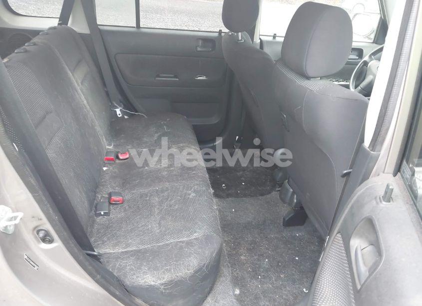 Photo 8 of 2005 Scion Xb N/A (VIN JTLKT334X50194287)