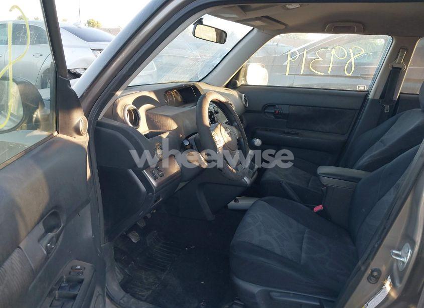 Photo 5 of 2014 Scion Xb N/A (VIN JTLZE4FE2EJ055042)