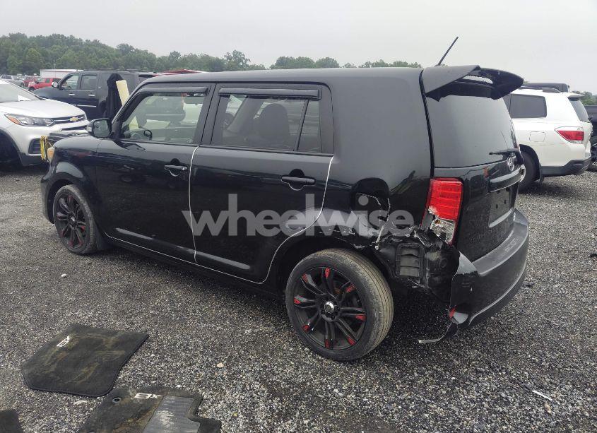 Photo 3 of 2014 Scion Xb N/A (VIN JTLZE4FE3EJ051744)