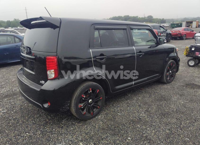 Photo 4 of 2014 Scion Xb N/A (VIN JTLZE4FE3EJ051744)