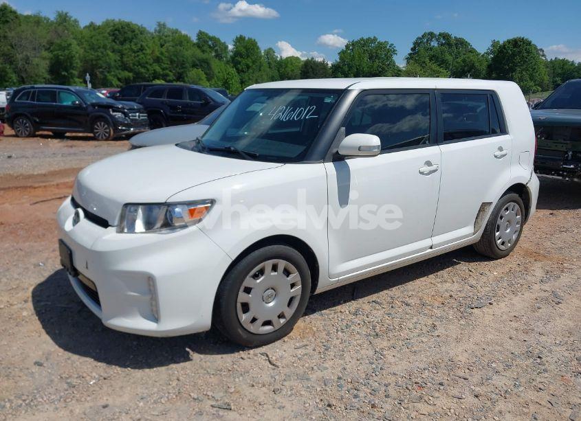 Photo 2 of 2014 Scion Xb N/A (VIN JTLZE4FE3EJ062310)
