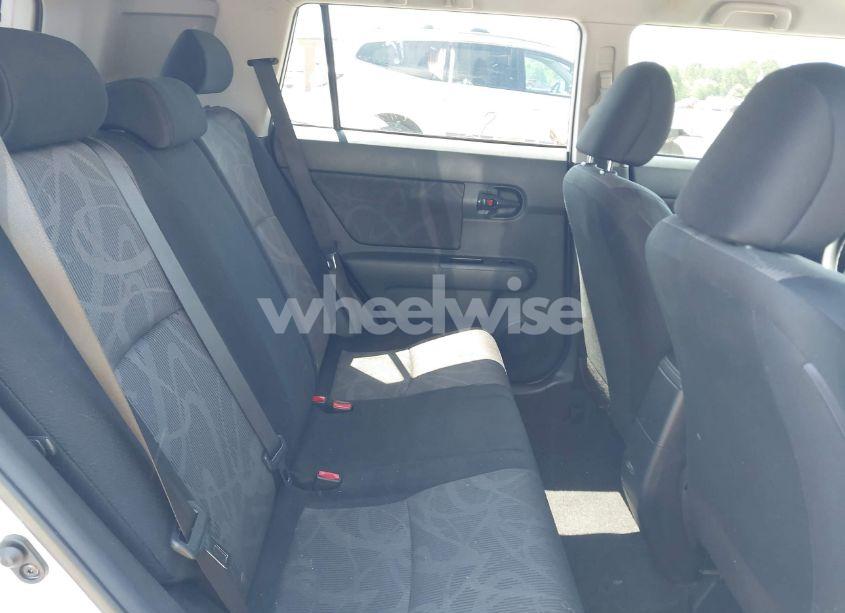 Photo 8 of 2014 Scion Xb N/A (VIN JTLZE4FE3EJ062310)